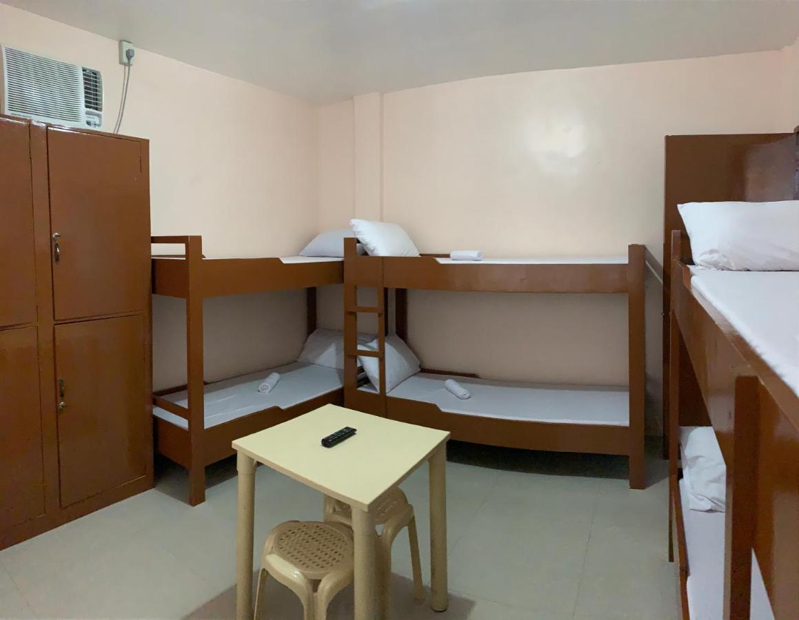 Brielles Travellers Inn Tagbilaran Exteriér fotografie